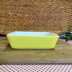 Vintage Pyrex 503 yellow from primary set 1 1/2 quart refrigerator dish